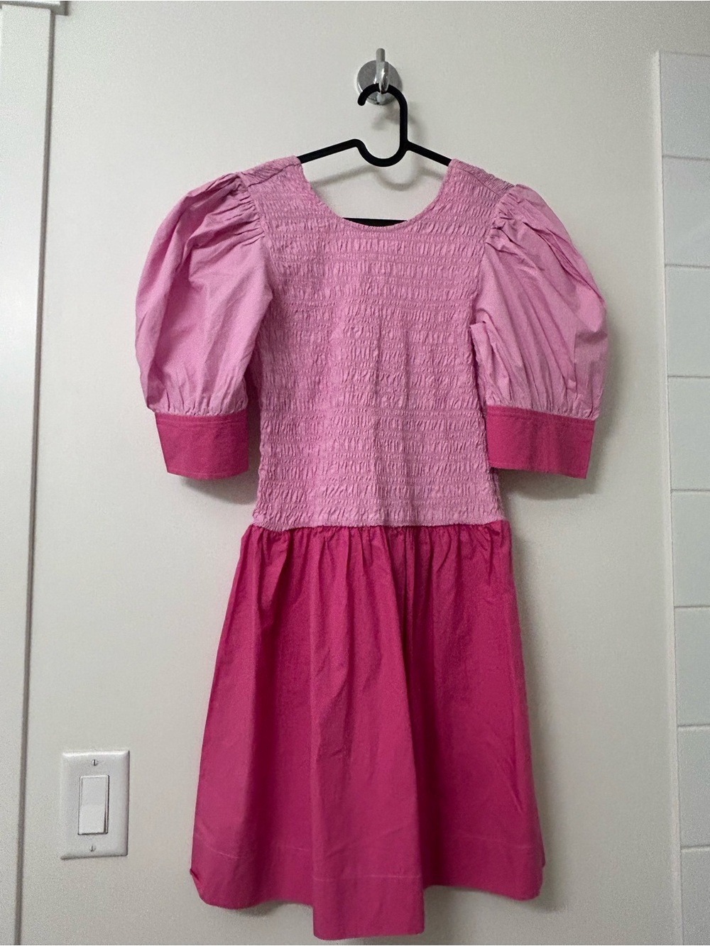 NWT GANNI Organic Cotton Smocked Puff Sleeve Mini Dress Phlox Pink EU 38 / US 6